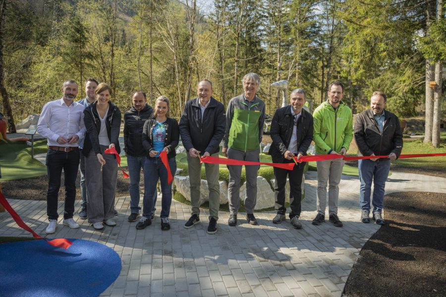 Eröffnung des Gesäuse Adventure Minigolf: Spiel, Wissen und Region vereint